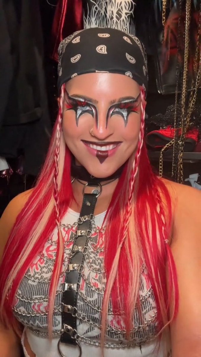 HaileyRade's tweet image. Listen....