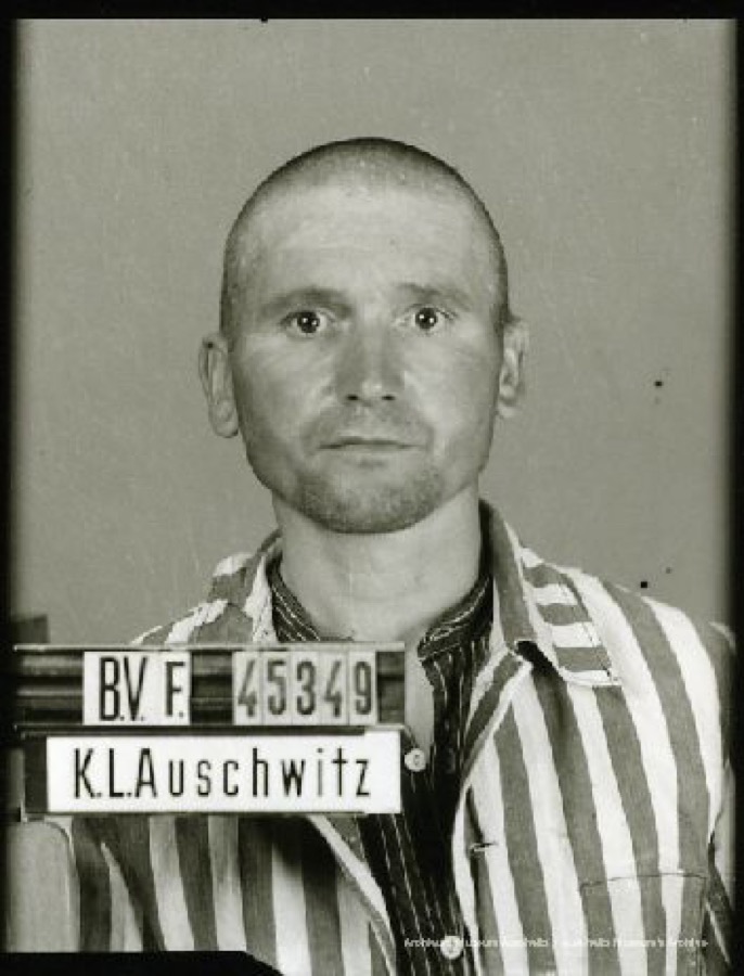 4 February 1900 | A Frenchman, Marcel Chabot, was born in Saint-Séverin. A gardener. 

In #Auschwitz from 8 July 1942.
No. 45349
He perished in the camp on 22 August 1942.
