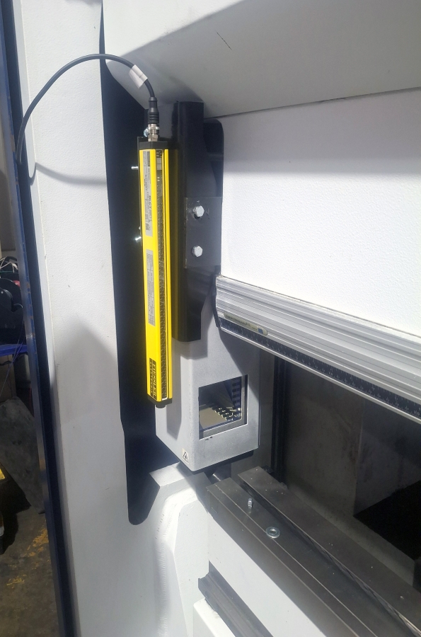pressbrakesafe's tweet photo. We retrofitted two our Patent Reverse Flange Crush Zone Application on the Trumpf Trubend 3100 press brakes. The operator at this company got hurt into the ram area with a part.
Please reach out to me for more information at jason@pressbrakesafety.com
#pressbrake #fabrication https://t.co/pYiOAESVqJ