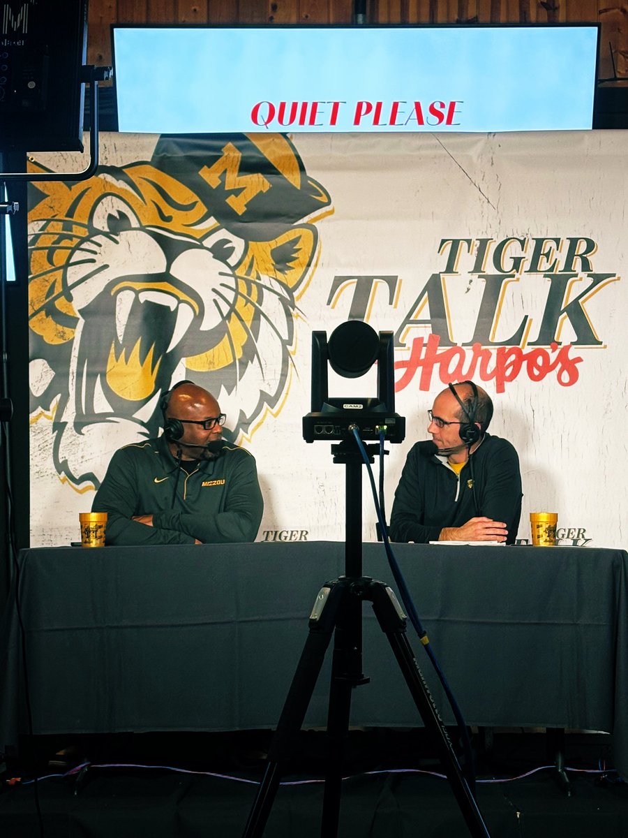 Skip on the Mic 🎤👊🏽 <a href="/Im_That_Dad_KJ/">Kerrick Jackson</a> 

Almost time !! 

#MizzouNOW🐯