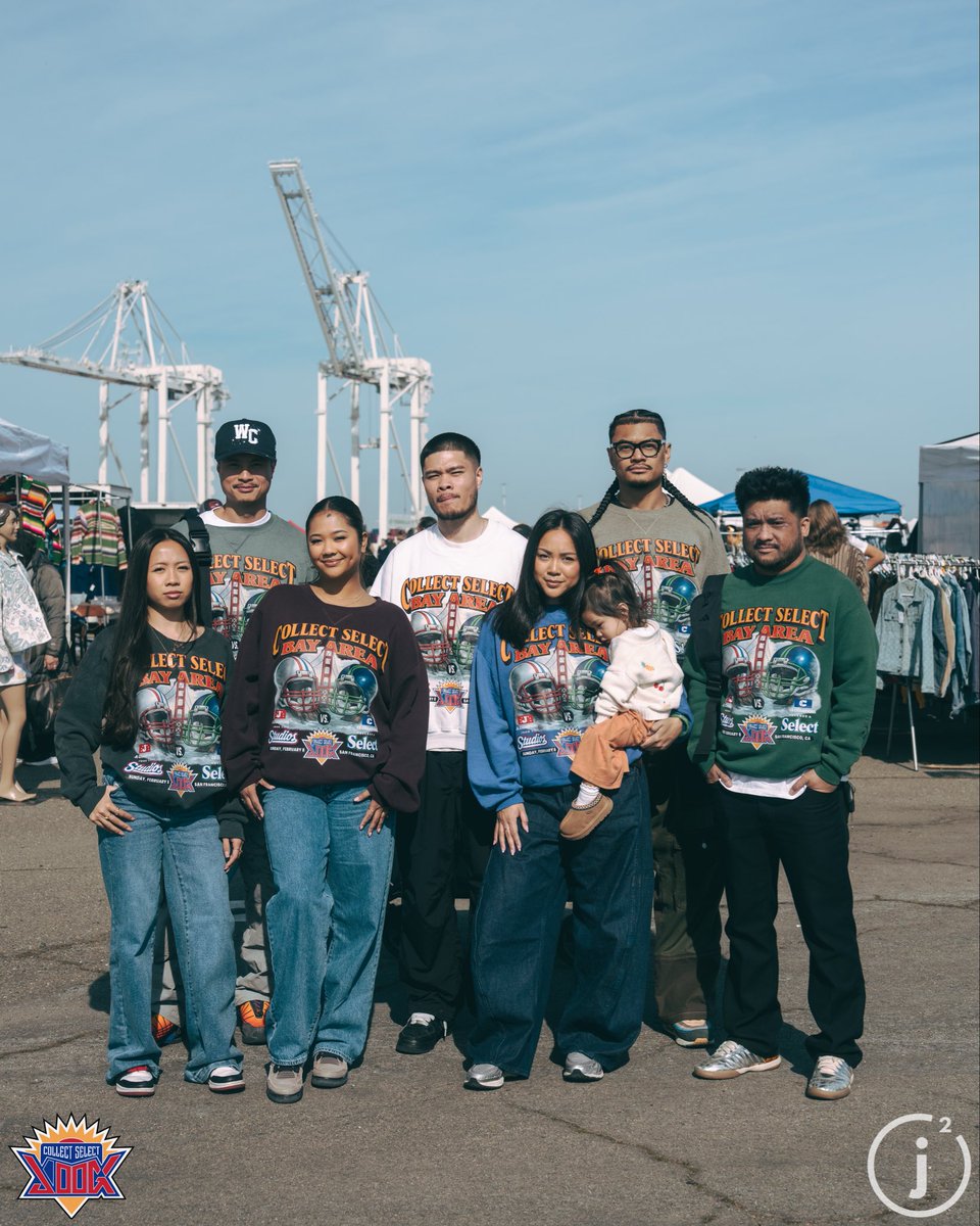 COLLECT & SELECT tweet media