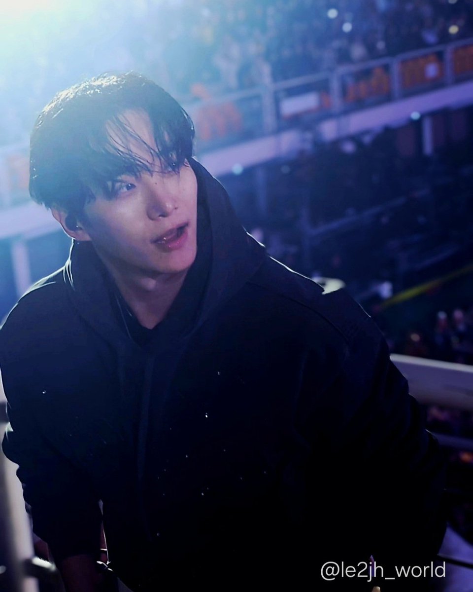 𝟐𝟎𝟐𝟔 𝐋𝐄𝐄 𝐉𝐔𝐍𝐇𝐎 𝐅𝐀𝐍 𝐌𝐄𝐄𝐓𝐈𝐍𝐆
아직 화정에 살아 🥹
#이준호 #leejunho #ジュノ #李俊昊 
#STUNNINGUS 
#2026_LEEJUNHO_FANMEET