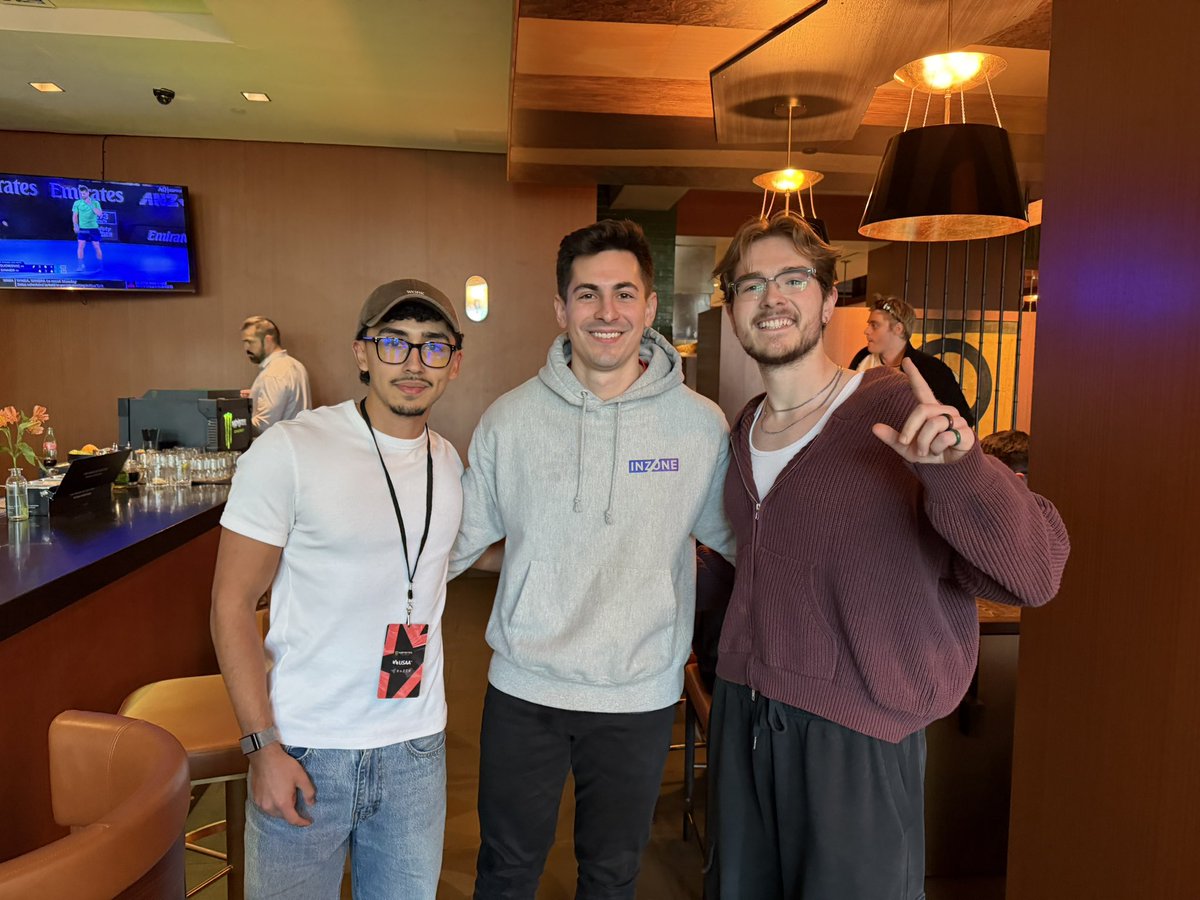 Zooner 🇦🇷 tweet media