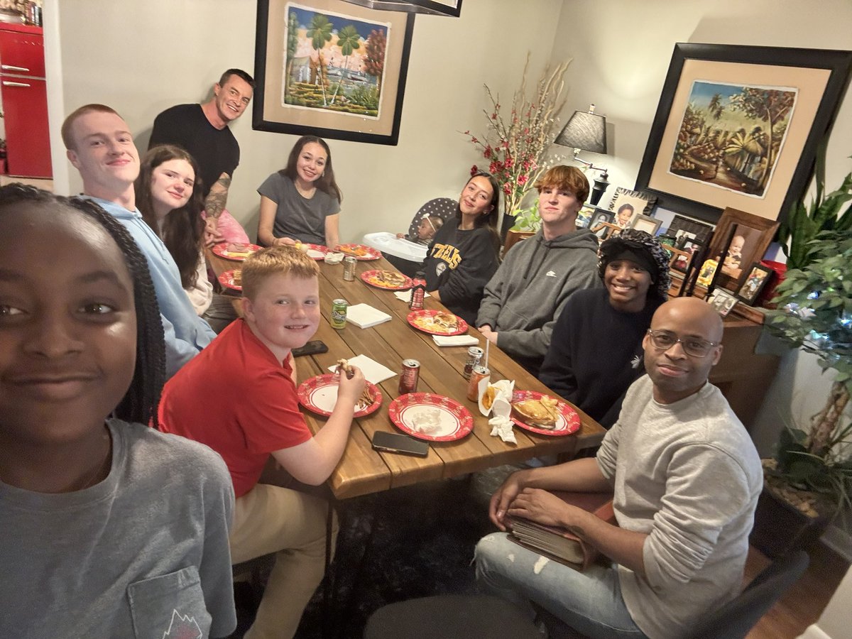 Sam Roland Heughan tweet media