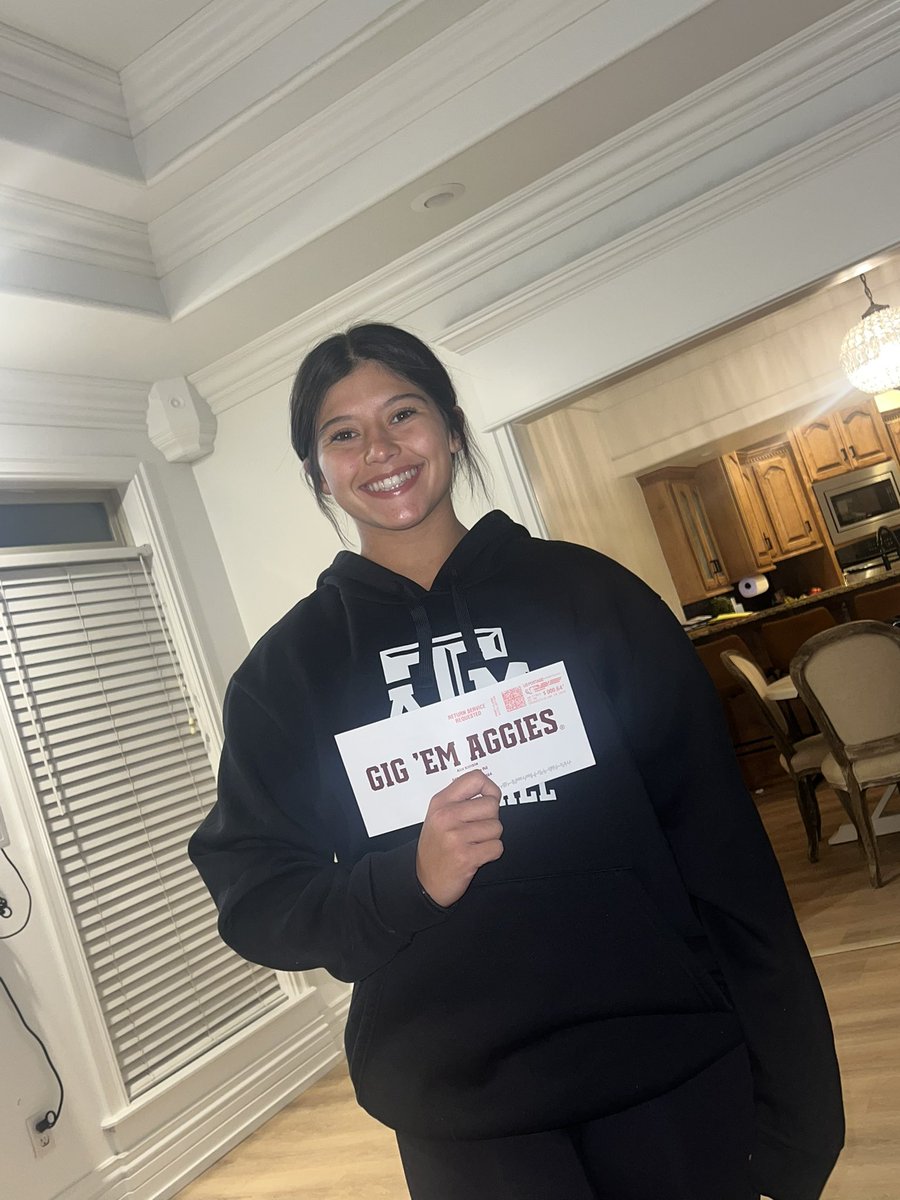 Alix Kimble tweet media