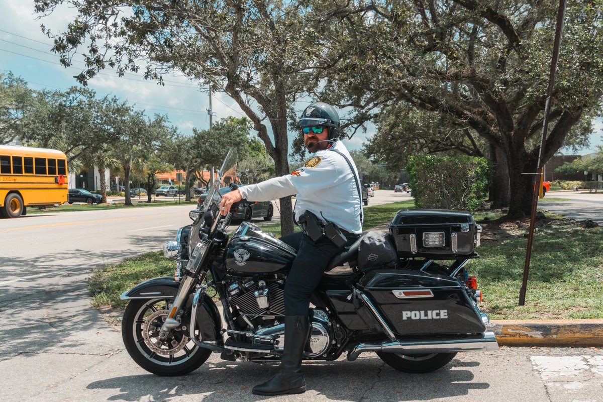 PlantationPD's tweet photo. Are you speeding? We are watching.
Our Motor Officers are out every day working to keep our roads safe.
Slow down and buckle up.
#PPDCares #CommunityPolicingIsAPartnership https://t.co/4CJpQxxUX4