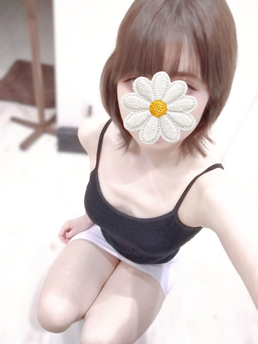 EX16460301's tweet photo. 久しぶりすぎる更新！

🧤来週🧤
9(月)18時~23時 富山
10(火)14時~19:30 富山
12(木)14時~23時 富山
です！

是非遊びに来てくださいね(っ ॑꒳ ॑c) https://t.co/osxZVBDbng