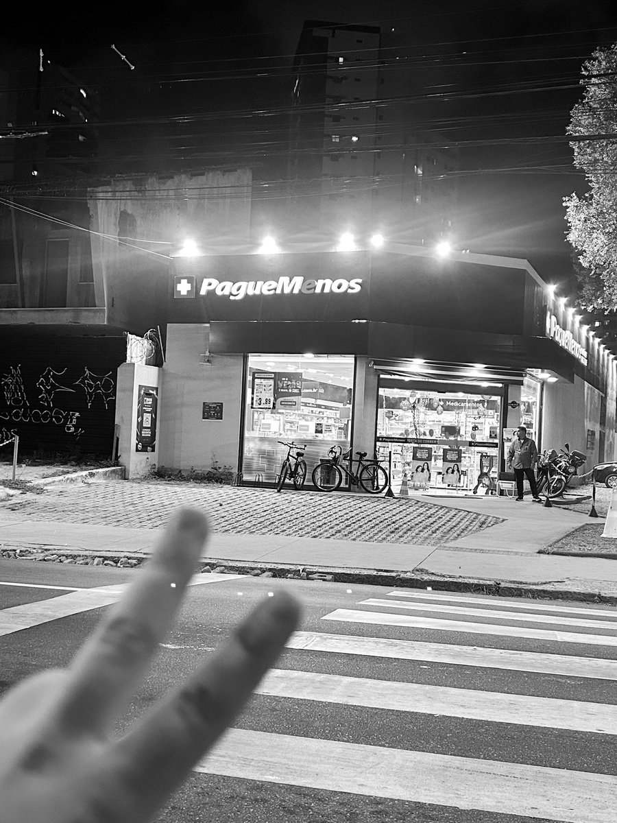 Tiago, sem H tweet media