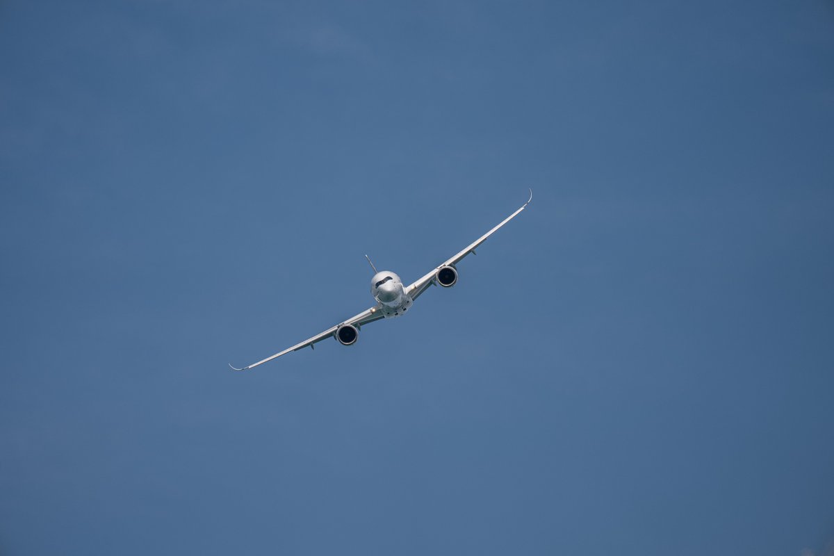 Airbus's tweet image. #SingaporeAirshow2026 - Day 2 🎬
Which aircraft are you most excited to see? Let us know in the comments!