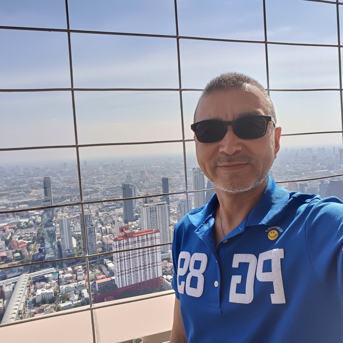 【2月4日(水)】

今日は立春😌
暖かくなって欲しい前に☔が降りますように🙏

今夜も２０時オープンです🥂

ご来店、お待ちしております🤗