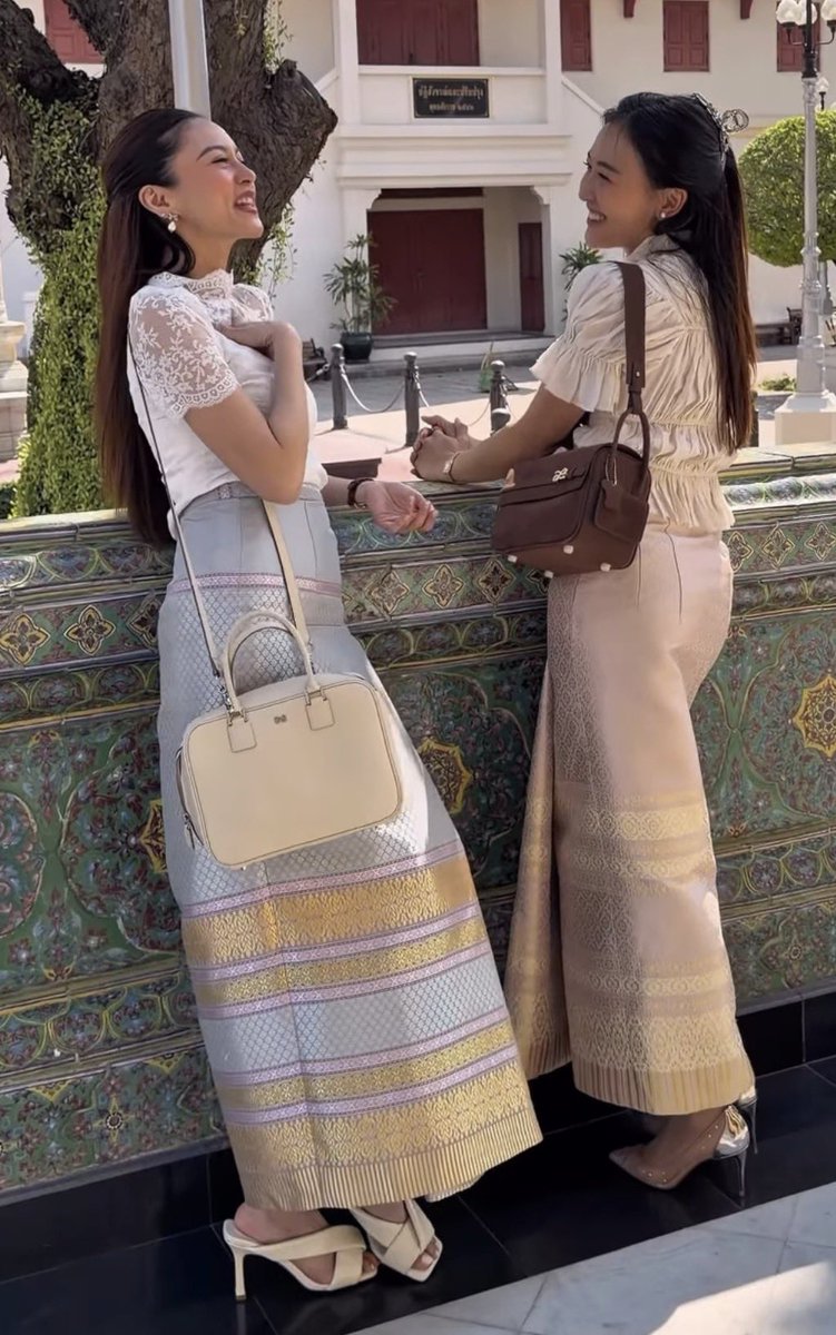 SUNxTEA's tweet image. Life's sweetest adventures start in our own little bunny house🐰♾️