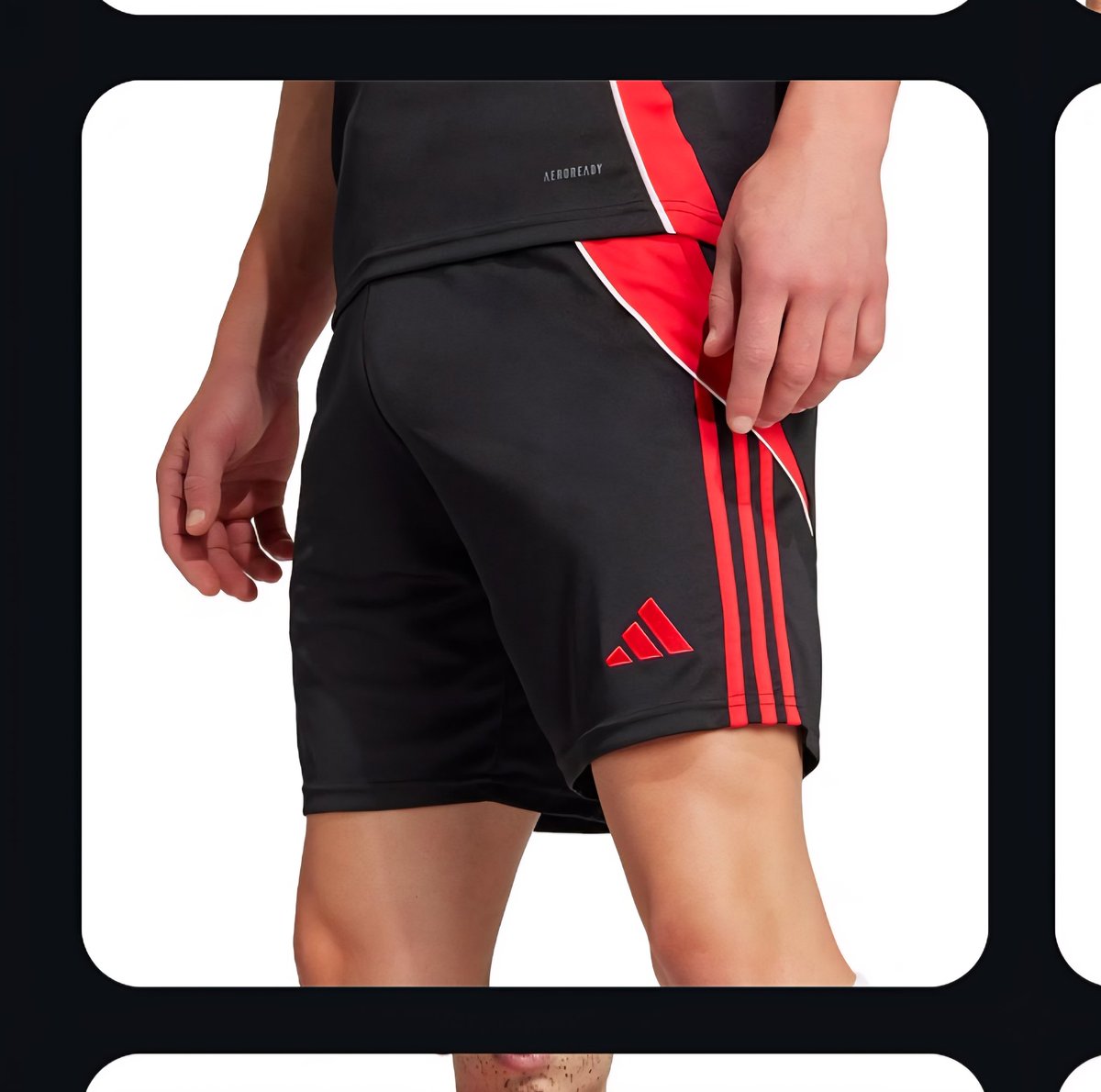 Los modelos de adidas si que saben como tentar a la gente