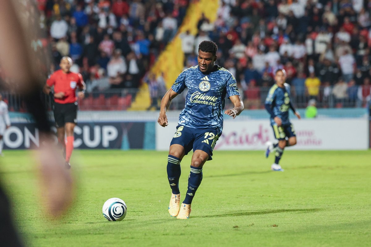 Club América tweet media