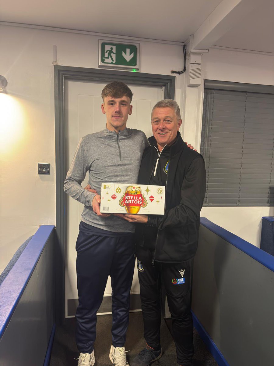 MOTM tonight was Mason Booth-Davis with his 2 goals &amp; relentless work rate up top! Big thanks as always to Debbie &amp; Kev for sponsoring. Also thanks to Swann Servicing for sponsoring Mason for the season. 🤝💙🤍💛
