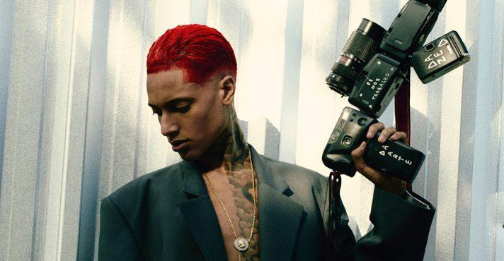 marinahelenabr's tweet image. Oruam violou a tornozeleira pelo menos 66 vezes (21 só em 2026) e somente agora a Justiça decretou sua prisão.

Filipe Martins provou que não acessou o LinkedIn e nem assim sua prisão preventiva foi revertida.

O único "crime" que o sistema persegue é político.