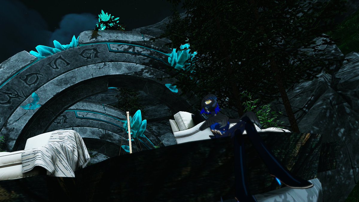 LeadSmokedPages's tweet photo. Whispering woods and looming shadows, be careful where you hide, listen for the shrieking crystals or they will be your demise
#VRChatPhotography https://t.co/oGQJU1z9nm