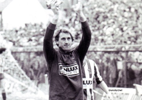 DunsbyOwl tweet media