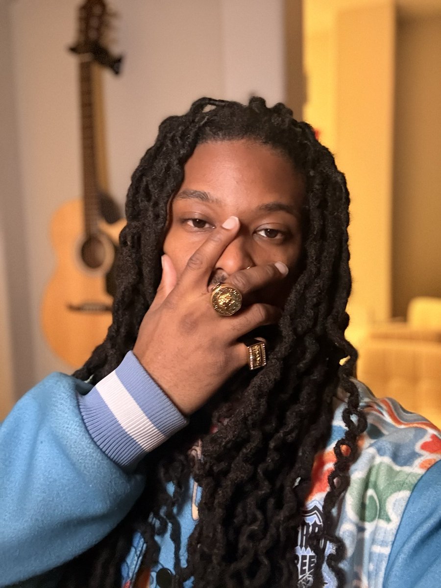 ReqqlessTazzy's tweet photo. Along came Tazz 🔥🔥 https://t.co/71Y3S4G0mX