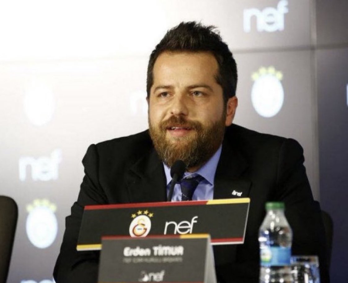 Senin bastığın yere kurban olsunlar.