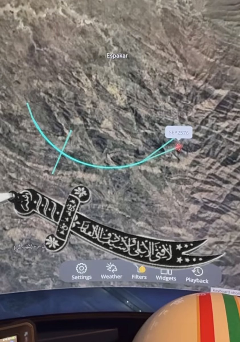 m00hhamad's tweet image. پهپاد سپااه در جواب حمله شمشیر ذولفقار کشیده🗿