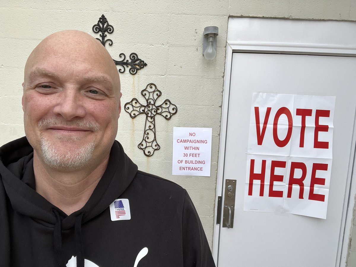 PastorDean67's tweet photo. Guess what? I just voted in our special election in district 38 and I used my valid Alabama Drivers License to LEGALLY vote. @algop @alpoliticsx @wsfa12news @yhn @Cory_Cbs42 https://t.co/2RDryUyqLh