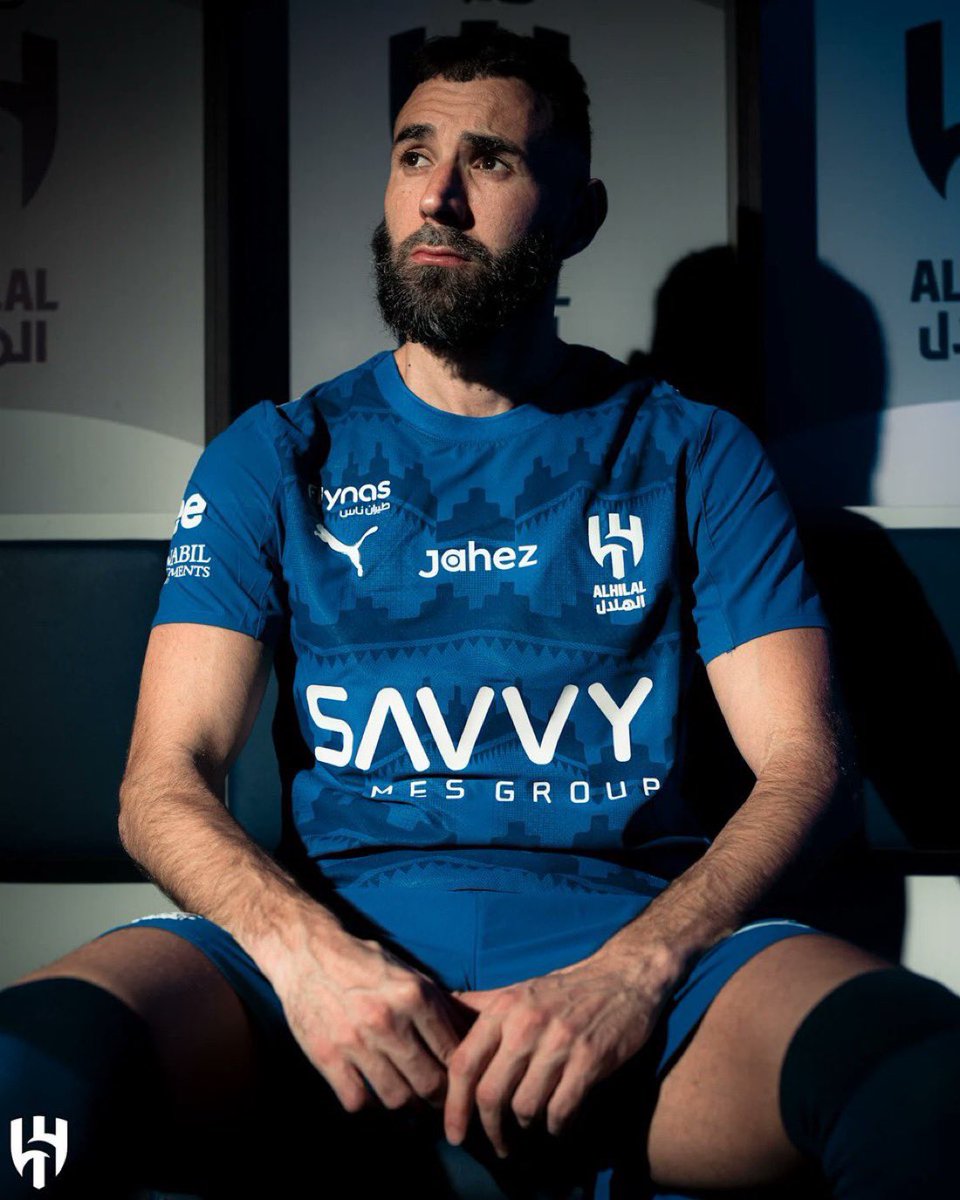 قورجس tweet media