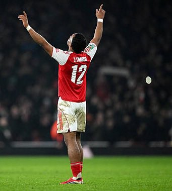 AfcMitchell's tweet photo. All praise too God 🔴⚪️ https://t.co/3iatwOfgra
