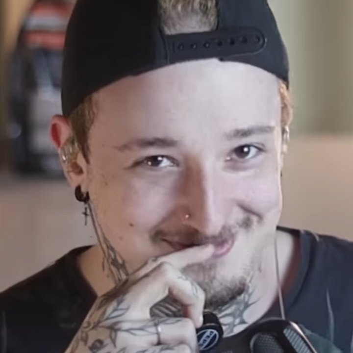 Luci chaotic yipiie tweet media