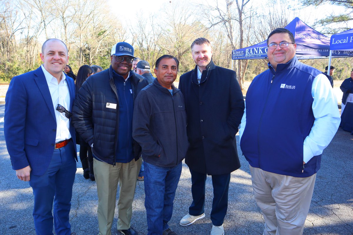 Today, Bank of Dudley celebrated our Grand Opening with a Ribbon Cutting at our Locust Grove location! We are so thankful for everyone who came to our celebration. If you’re looking for your last new bank, stop by our Locust Grove branch at 3992 Hwy 42, Locust Grove, GA.
