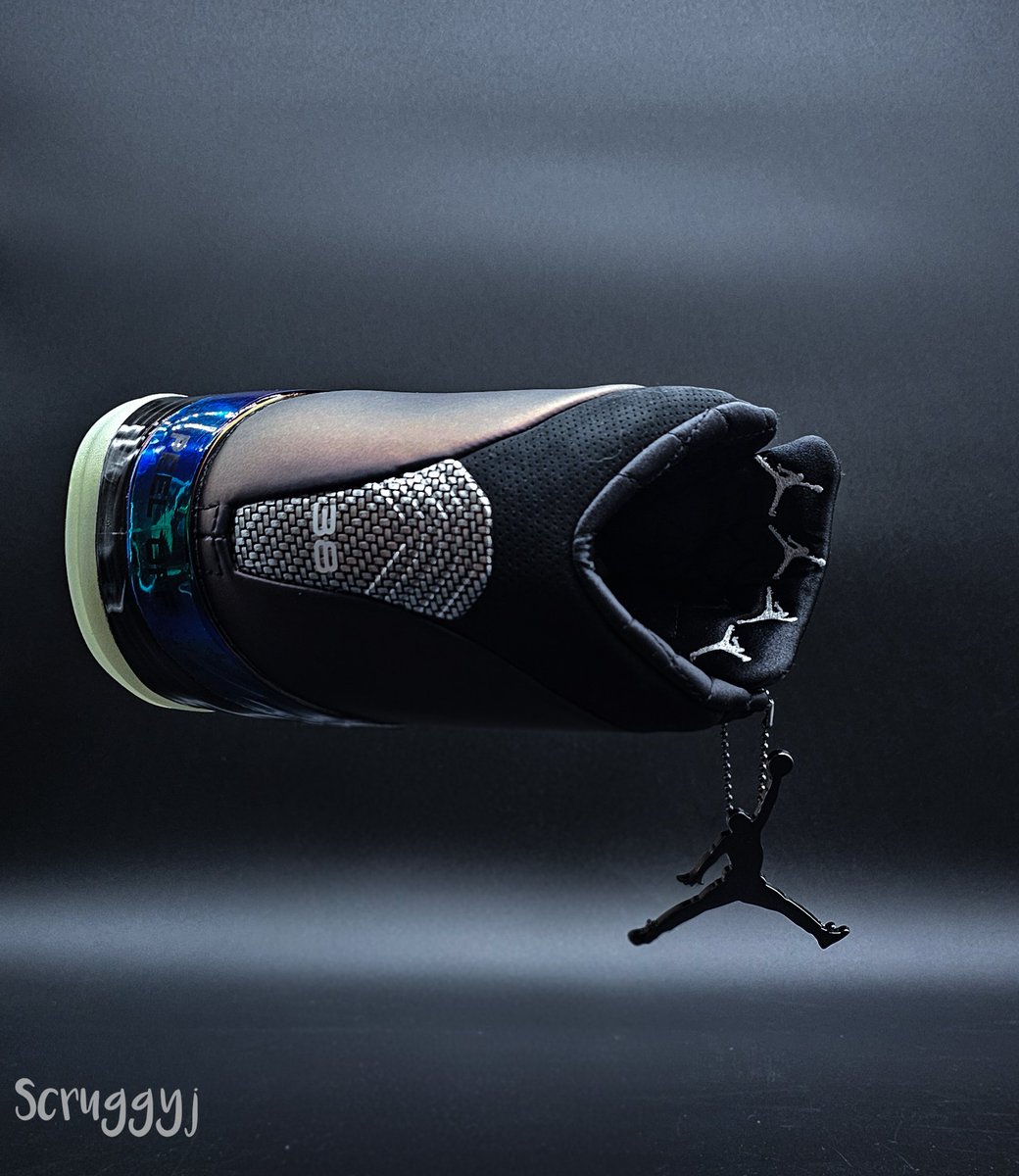 Scruggyj's tweet photo. Jordan 17 Retro
Doernbecher Zach Rumbaugh

I didn't hit on these but IG@lawn.mechanix let me borrow his pair for a few pics. 

Really nice pair!

#ScruggyjSneakers
#doernbecher17 
#doernbecherjordan17
#jordan17doernbecher 
#jordan17 https://t.co/opZTwBP42w