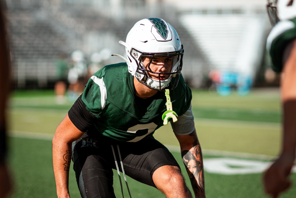Hawaii Football tweet media