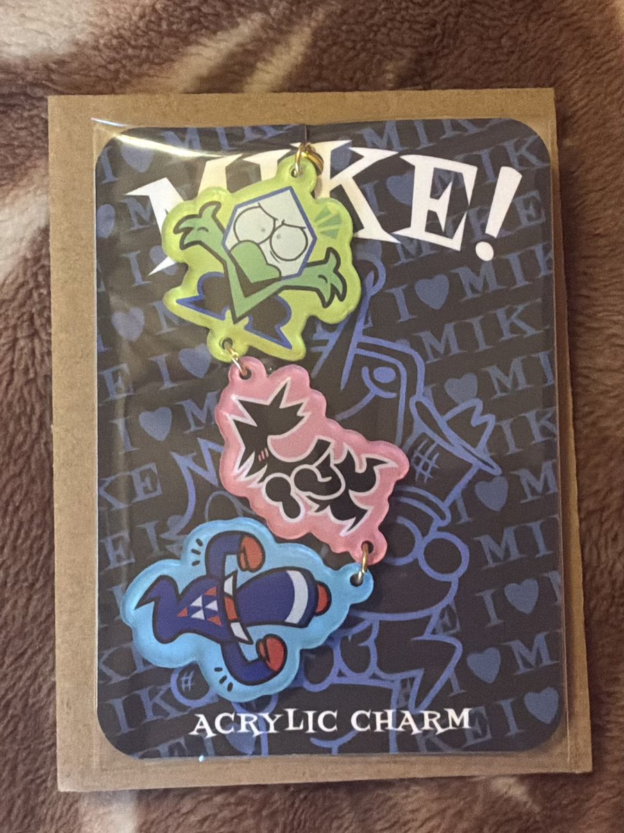 holly ★ miking out tweet media