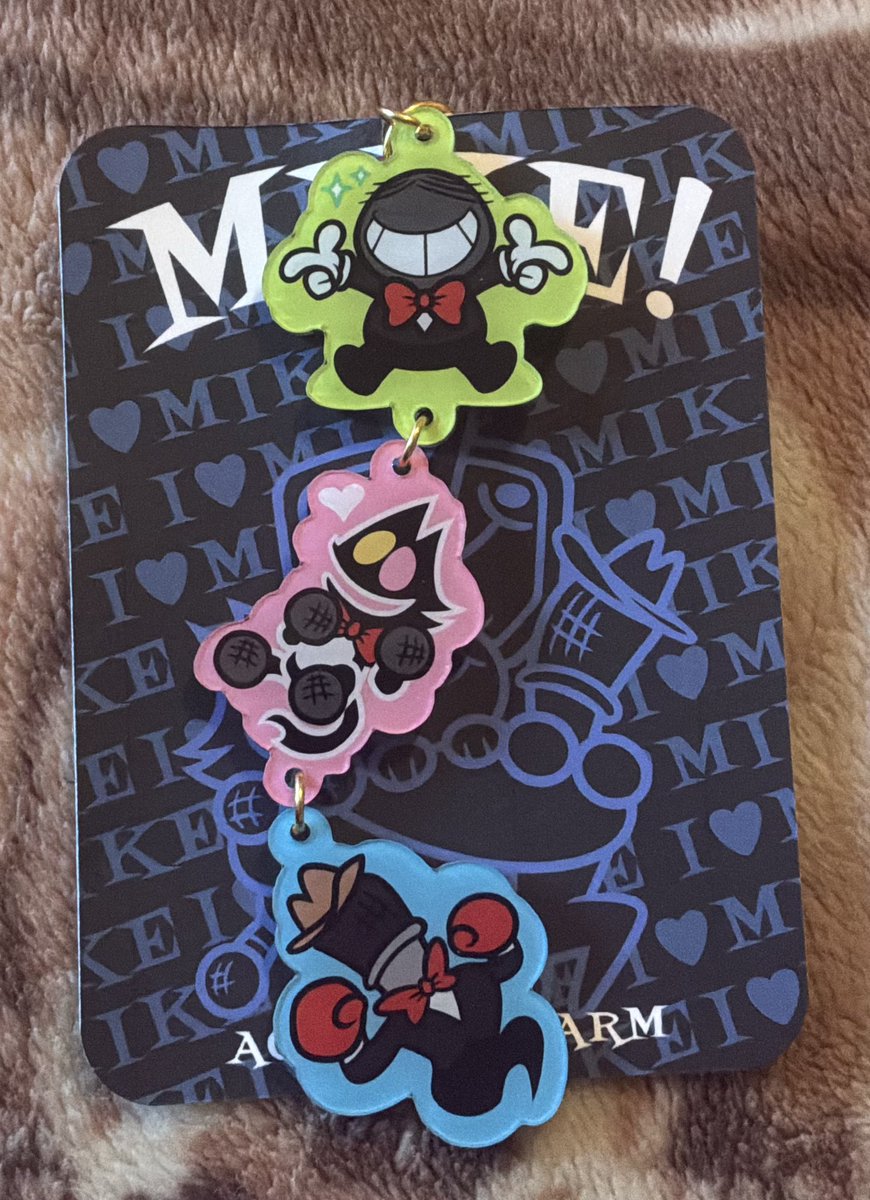 holly ★ miking out tweet media