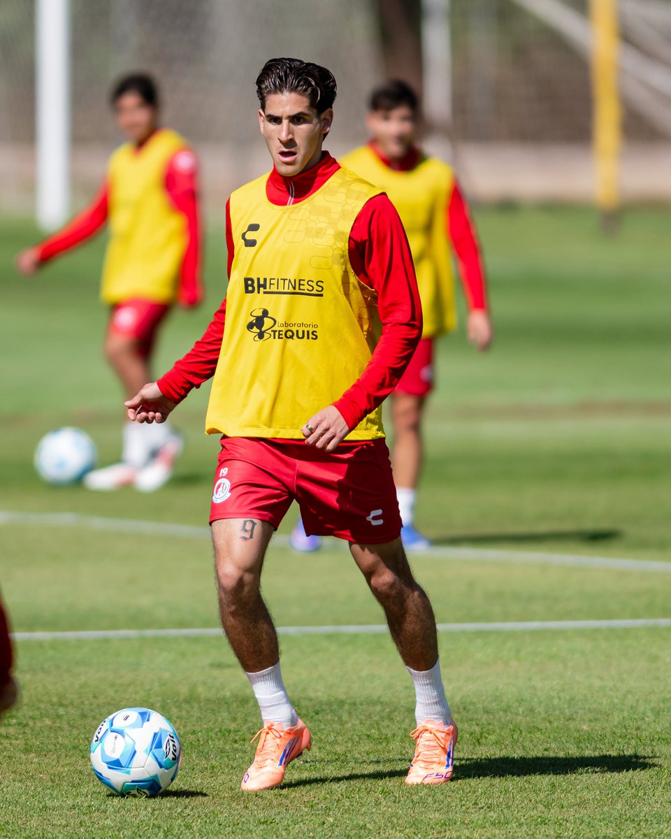 AtletideSanLuis's tweet photo. 😄⚽️

#ConAlmaPotosina https://t.co/0IAAWvNRvh