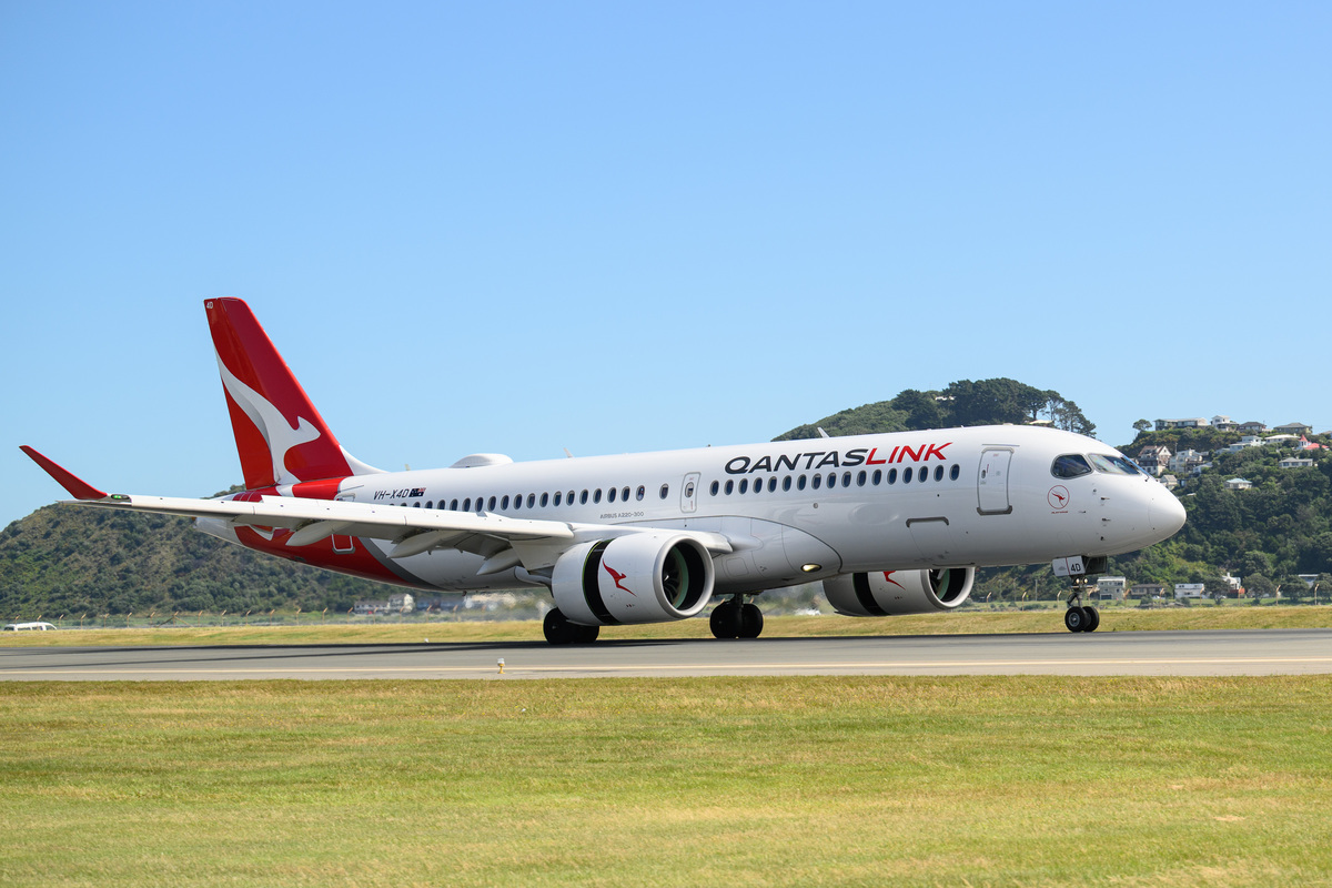 AvSourceNews's tweet image. Qantas' Airbus A220 has made its international debut this week, operating the Brisbane to Wellington route, which it will now serve three times weekly.

aviationsourcenews.com/qantas-a220-ma…

#Qantas #Brisbane #Wellington #Airbus #A220 #avgeek #aviation