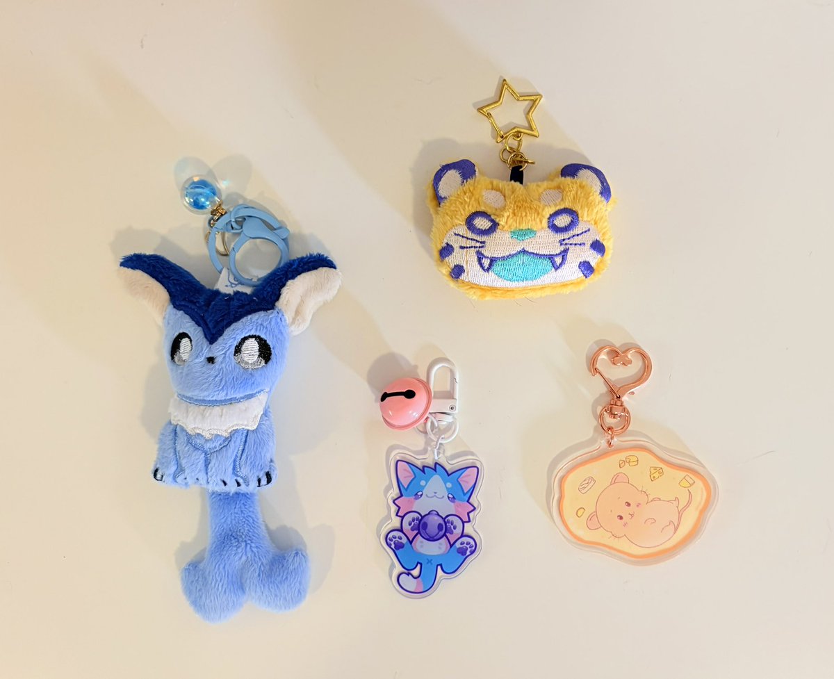 ✨🌈 benji 🌈✨🔜 FurTheMore tweet media