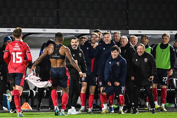 The County Corner tweet media