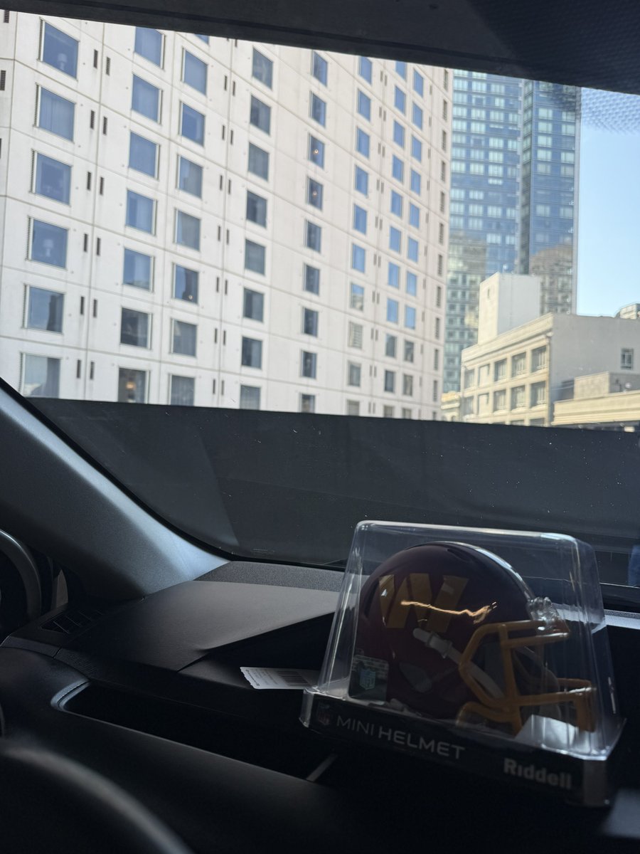 In San Francisco for the Super Bowl Experience/Pro Bowl, hoping to see Tress!! <a href="/Tress_Way/">Tress Way</a>