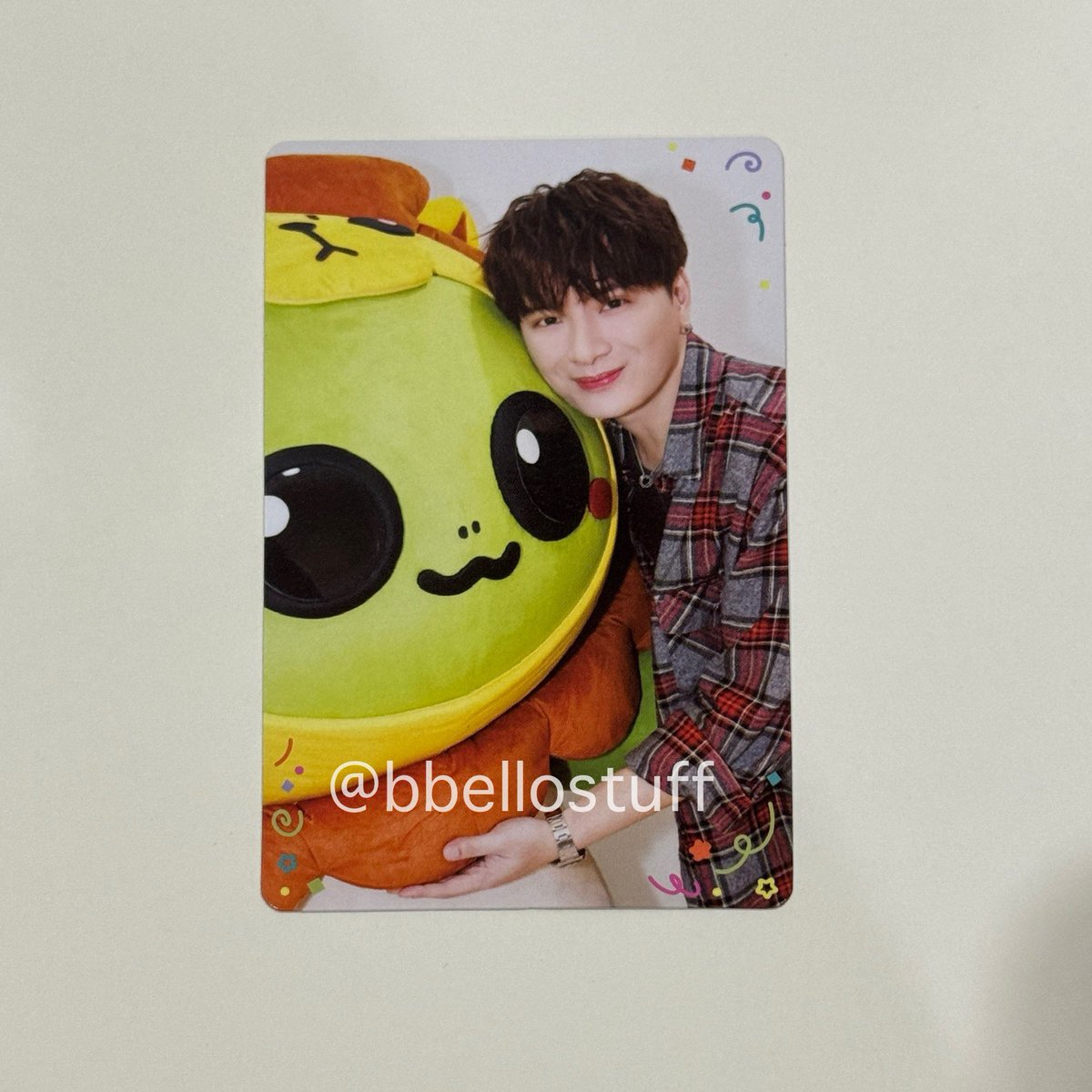 bbellostuff's tweet image. random card ✨

คริส — 20.-

💌 : ค่าส่ง 30.- 
สนใจทัก DM ได้เลยนะคับ ⭐️

#สนามอ่านเล่น2026xGMMTV #ตลาดนัดgmmtv #ตลาดนัดคริสสิงโต
