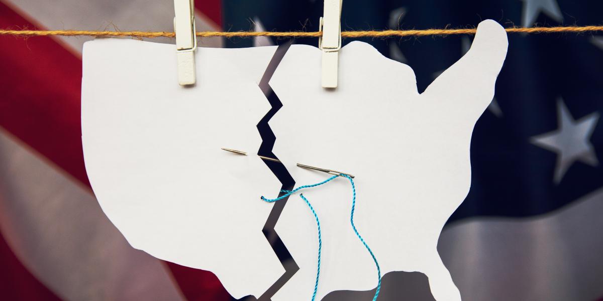 Una visión positiva de la historia seccional: En la mayoría de las naciones de cierto tamaño, el regionalismo es casi inevitable. Según el historiador Frank L. Owsley, la forma en que las naciones manejan estas divisiones determina si el regionalismo es… mises.org/es/mises-wire/…