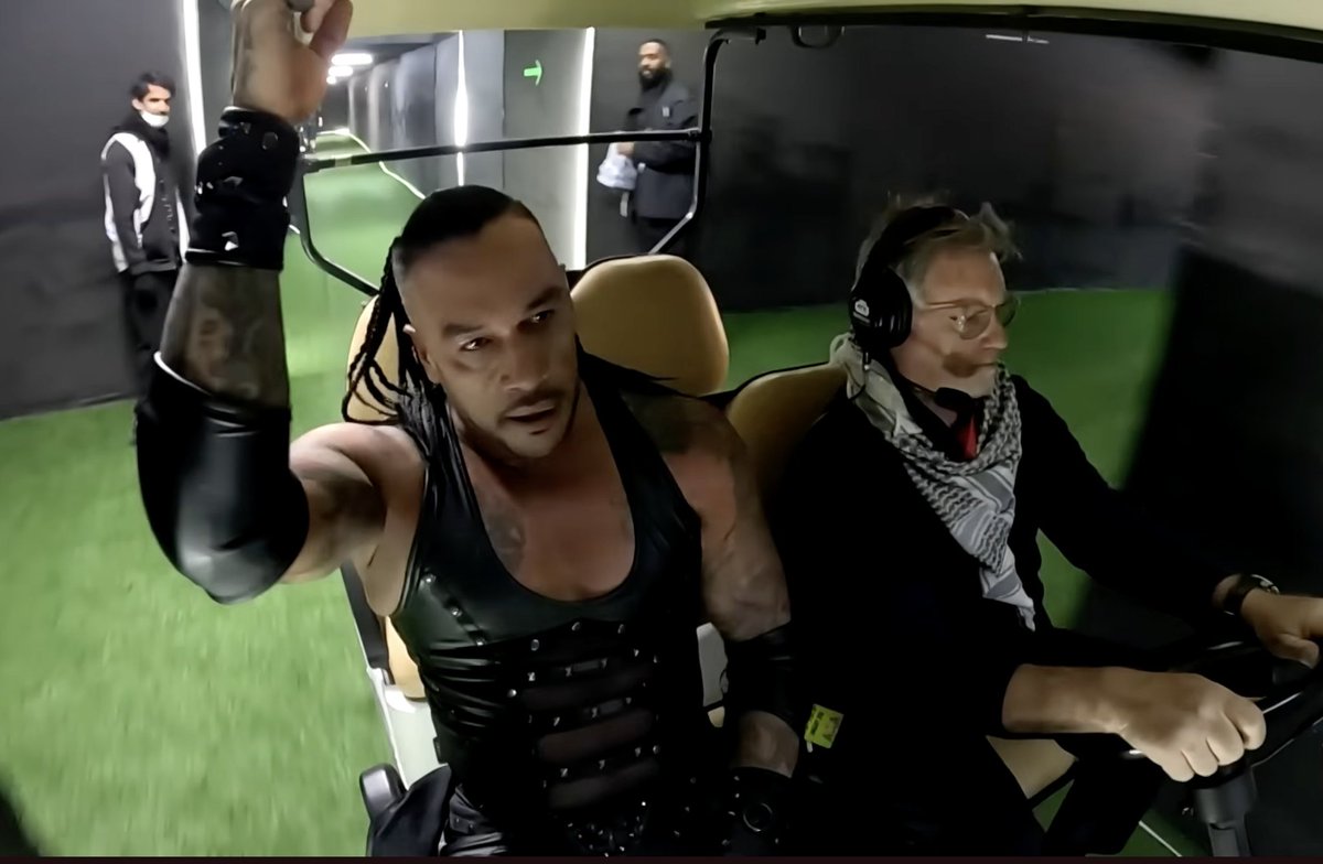 داميان بريست يعبر عن غضبه بعد إقصائه من الرويال رامبل 2026 للرجال على يد الوافد الجديد رويس كيز (باورهوس هوبس):

🗣️ «اللعنة. لا أعرف ما الذي يجب أن أفعله بعد. خسر في مباراة الأربعة، دخل عدد كبير من الوافدين الجدد… هذا هراء». 😤