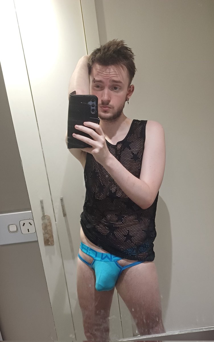 Slowly looking sluttier, but I could use some help reaching my full potential

#gay #gaynz #gaynsfw  #bottom #twink #femboy #femboycock #cock #gaypup #underwear #jockstrap