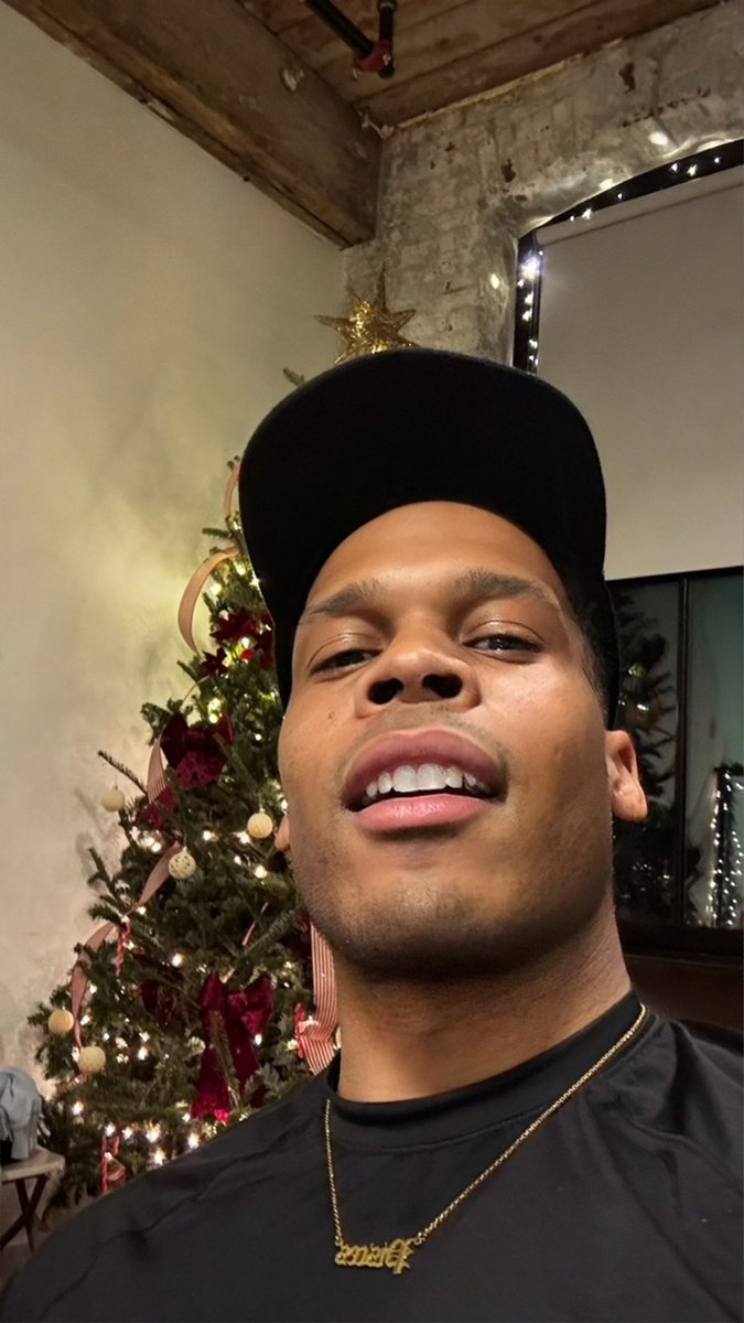 ESQUIRE (ILLUMANITESQ) tweet media