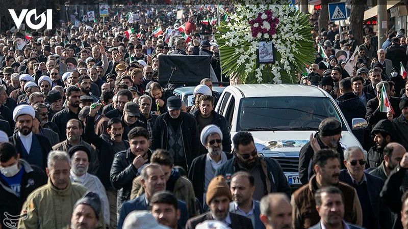 Irandiasporaa's tweet image. More than 50,000 people arrested in protests in Iran - VOI.id dlvr.it/TQl4GL #IranProtests #HumanRights #StopTheViolence #FreedomForIran #ProtestersRights