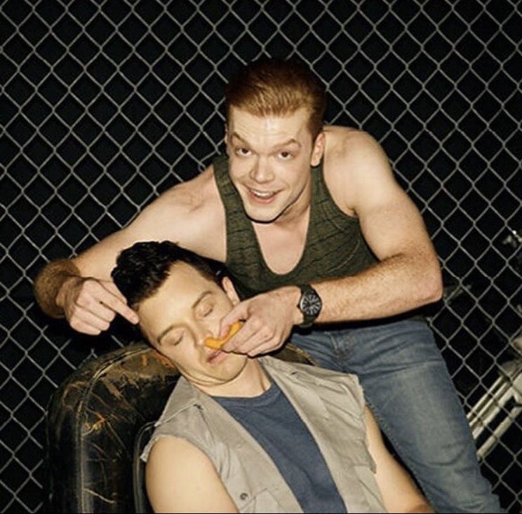 kiersten tweet media