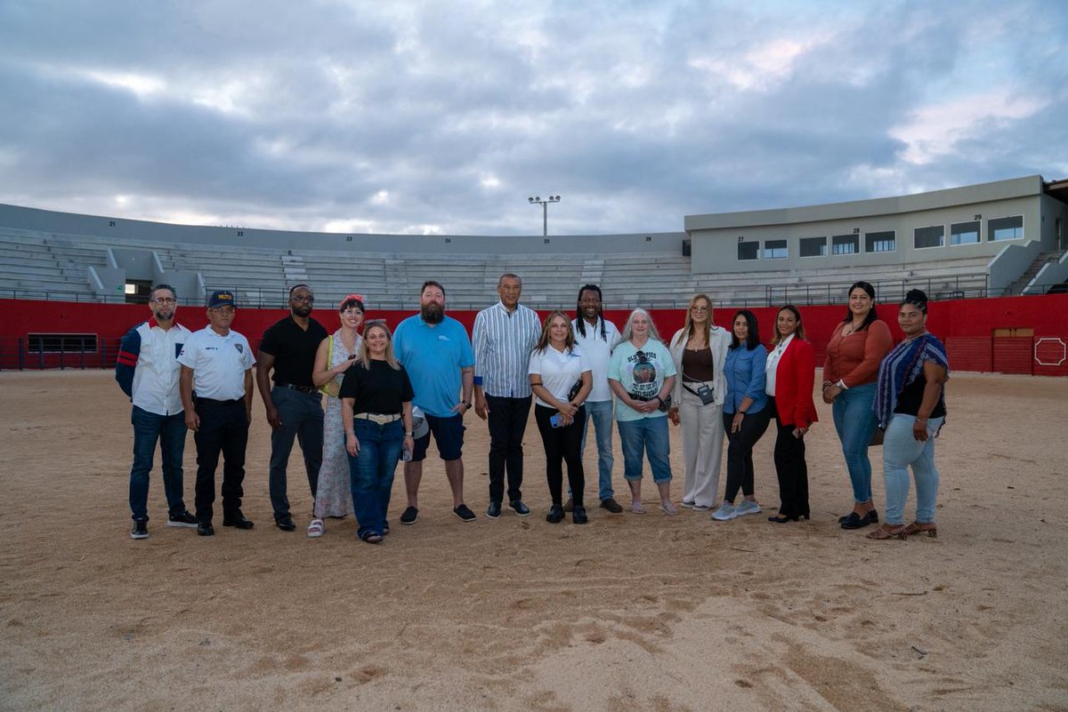 SenatorialSeibo's tweet photo. Esta misión es el fruto de una alianza oportuna entre el Senador Santiago Zorrilla, la Fundación Soluciones y Solidaridad Santiago Zorrilla (FUNSSSAZ) y Global Surgical Volunteers. https://t.co/aLul86JsY4