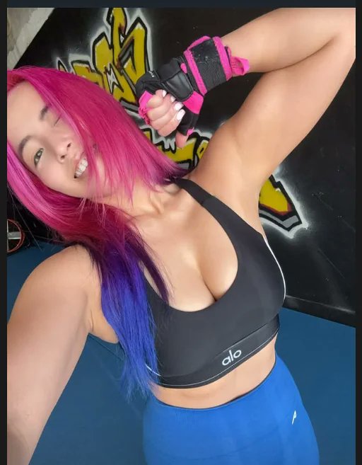 PitsofJoshi's tweet image. Mina Shirakawa