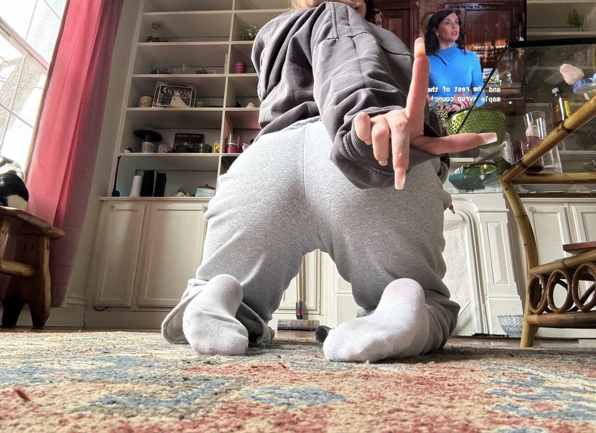 I won’t thank you; I’ll expect more. Gratitude is for equals, and we’re not equal💞💞🫶🏽🫶🏽🍬🍬🙈🙈💫💫

Findom sexting worship bnwo relapse 
cuck tribute forcedintox paypigs cei sph
Paypiggy chastify bullying simp femboy
Sissysub gfe feet pyt Cbt ebony