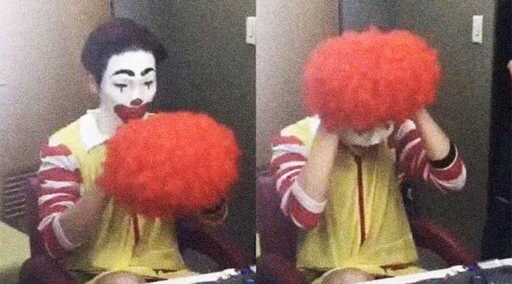 Fans de políticos que acosaban al Rubius por mudarse a Andorra porque "ay ese dinero es para hospitales" viendo como el gobierno no invierte ni un centavo de sus impuestos en la cura contra el cáncer.