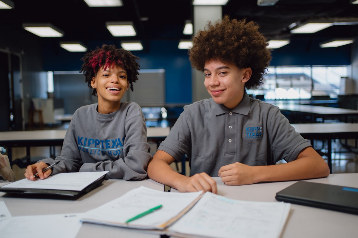 kipptexas's tweet photo. Our Lottery Day has concluded, and more than 7,742 offers went out yesterday to new families across Texas! Didn’t get the chance to apply yet?  Apply today at https://t.co/vx4dkGWSEZ!🎉 For our new families, remember to accept your offer in SchoolMint as soon as possible. https://t.co/Ulere9P0HU
